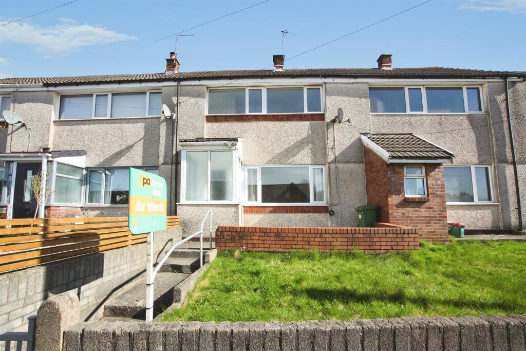 Main image of property: Common Approach, Beddau, Pontypridd
