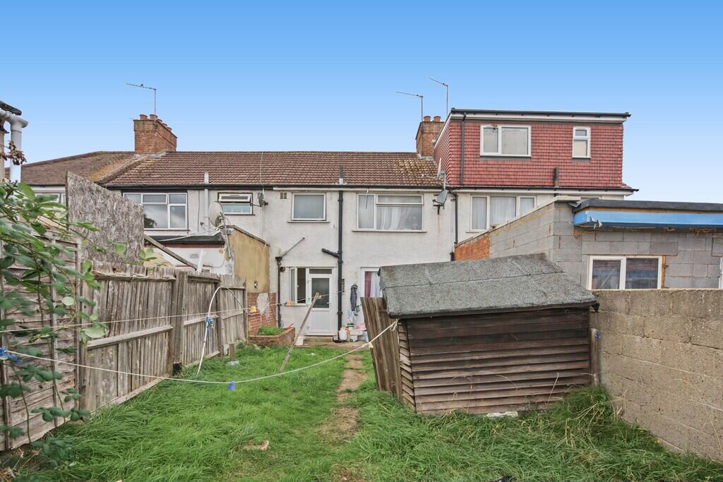 House in London - View 2