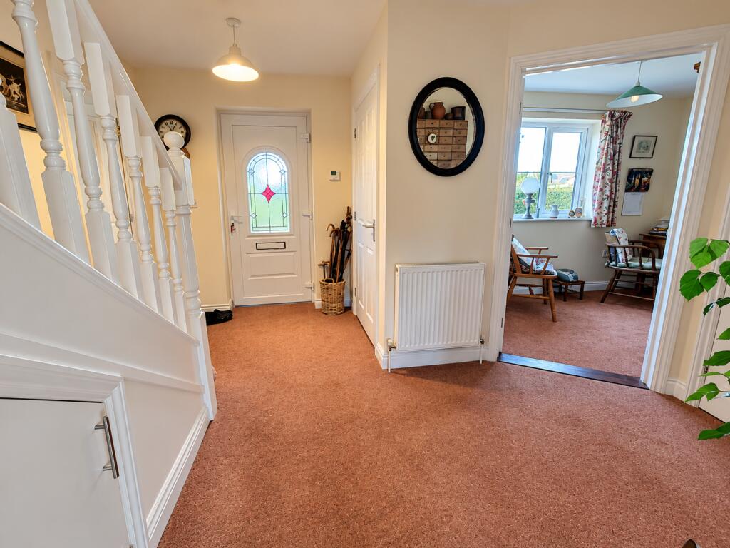 House in Ipswich - View 4