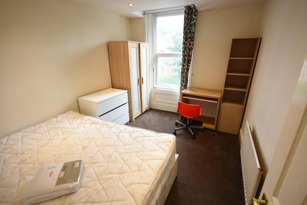 Apartment in Newcastle upon Tyne - More
