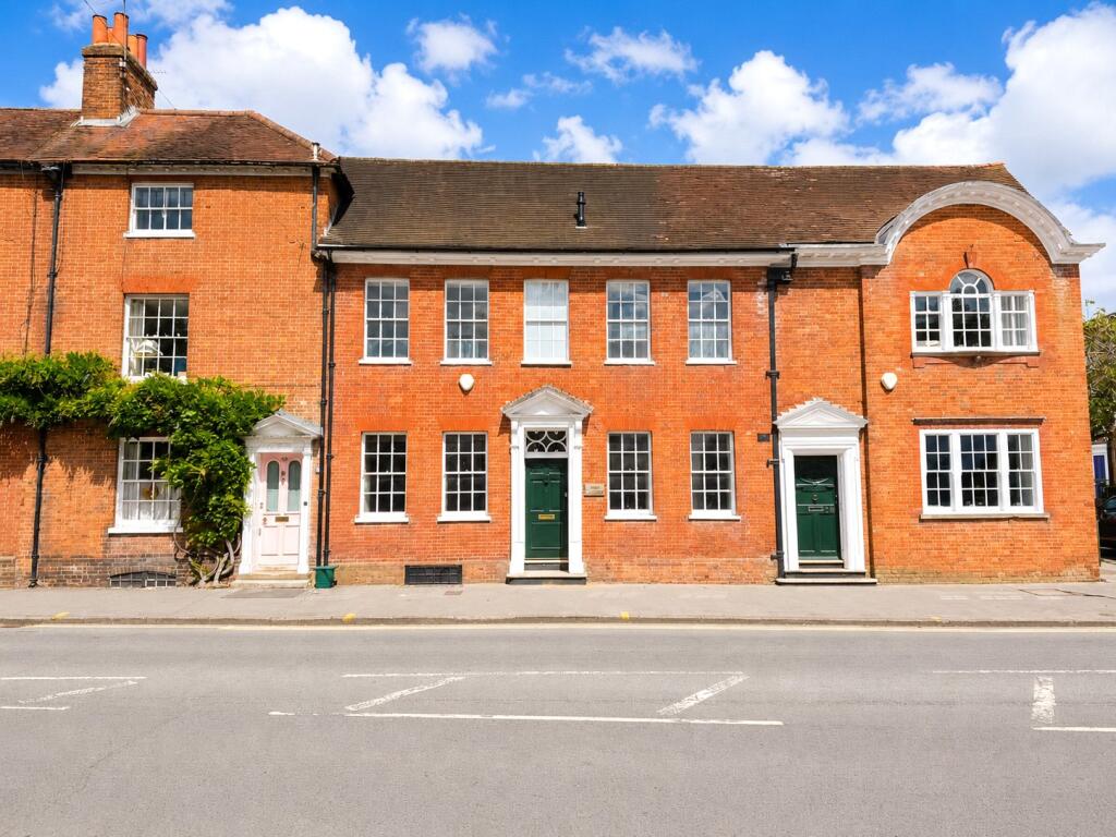 Main image of property: West Street, Farnham, Surrey, GU9