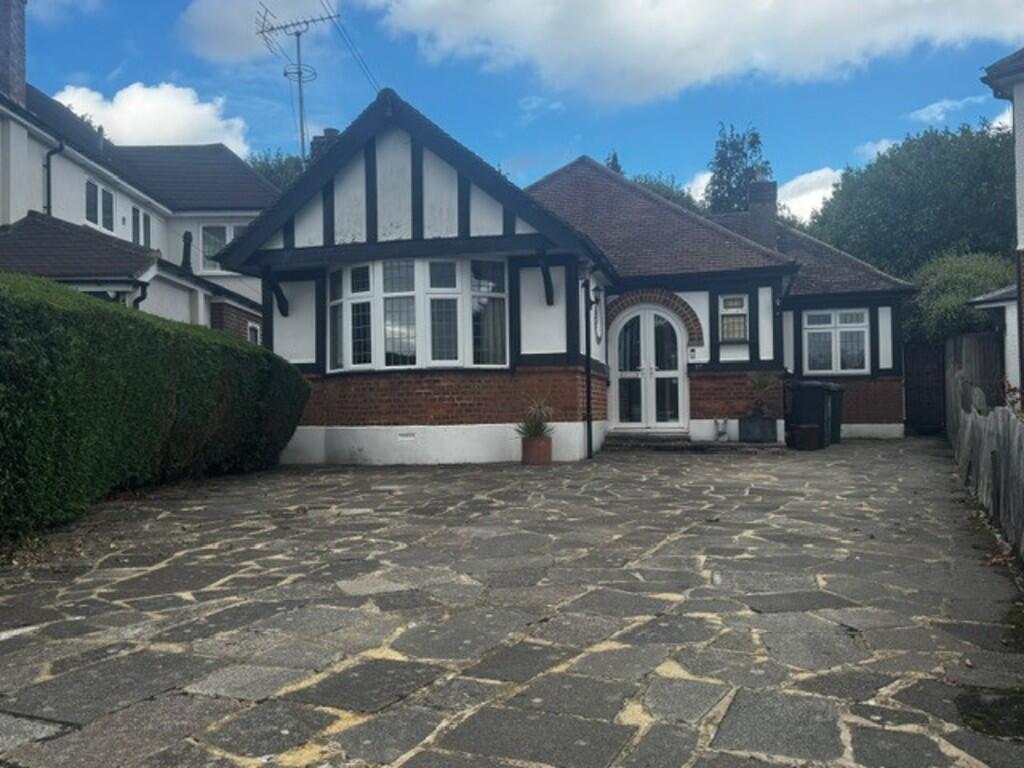 Main image of property: Strangeways, Watford