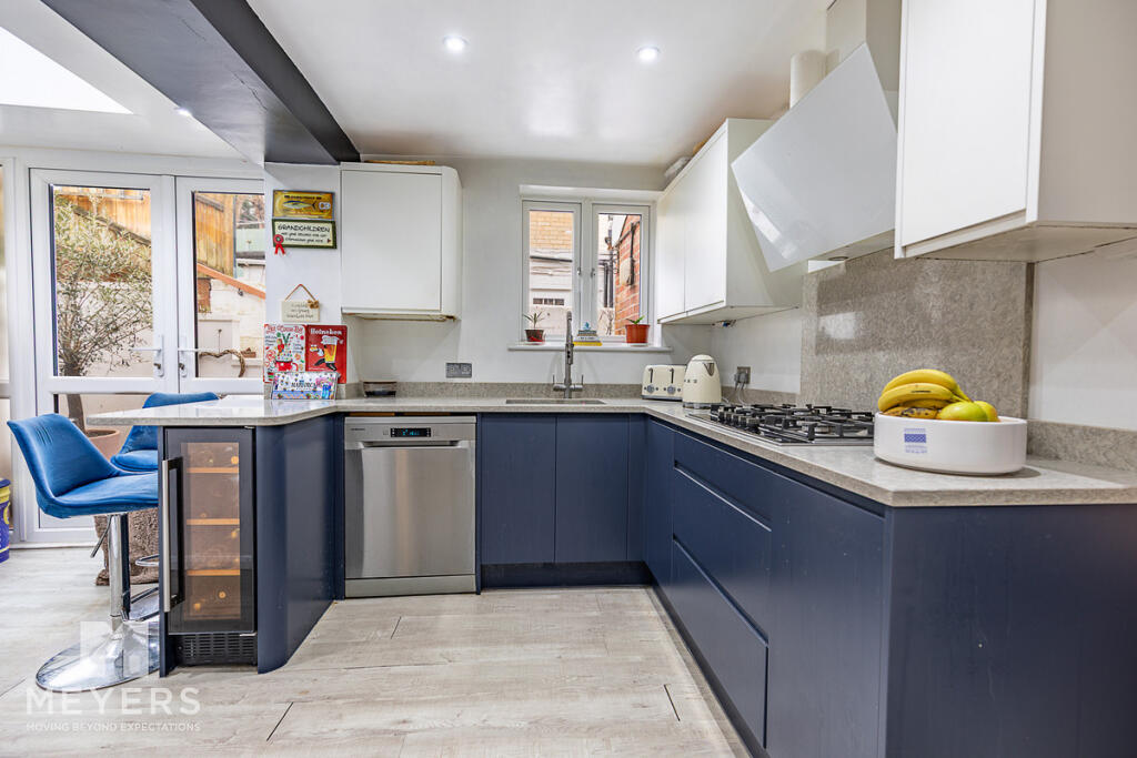 Additional image 6 of Gardens View, Bournemouth, BH1 3