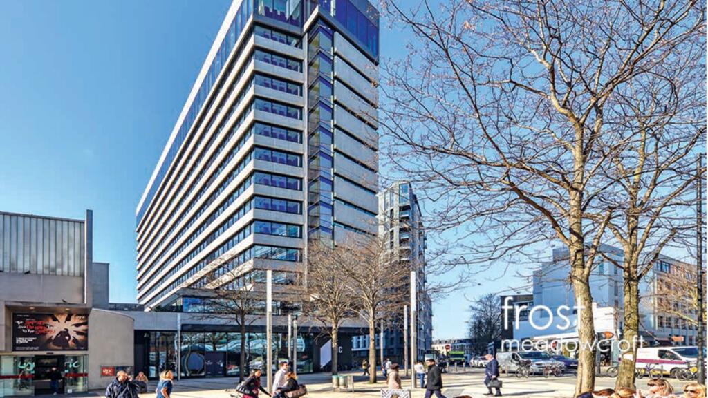 1 Lyric Sq Hammersmith office for rent e1.jpg