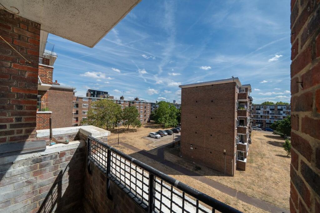 Apartment in London - View 4