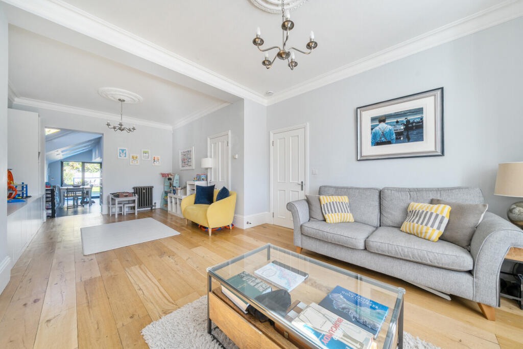 House in London - More