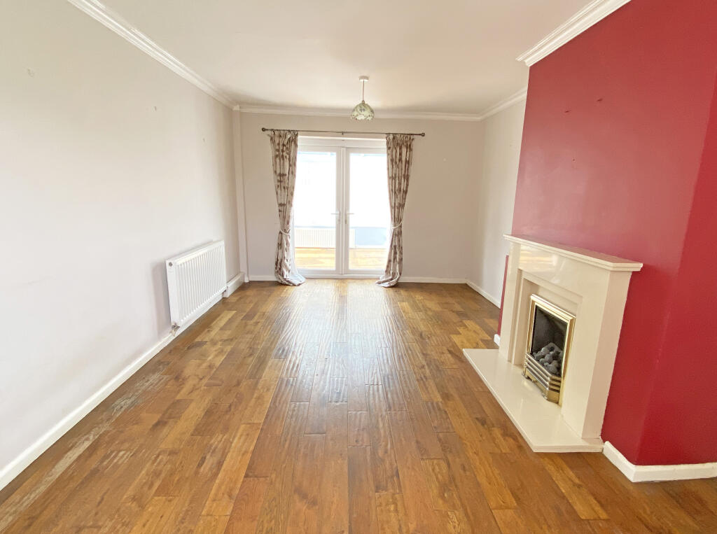House in Cardiff, Gelligaer - More