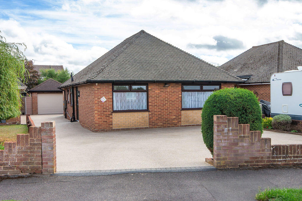 Main image of property: Barnsfield Crescent, Totton