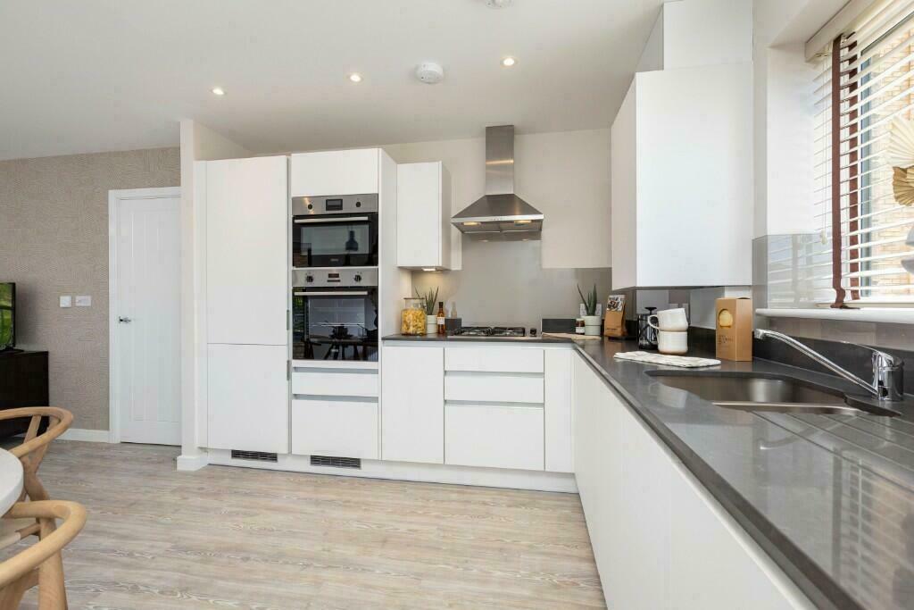 Apartment in Dartford, Swanscombe and Greenhithe - View 5