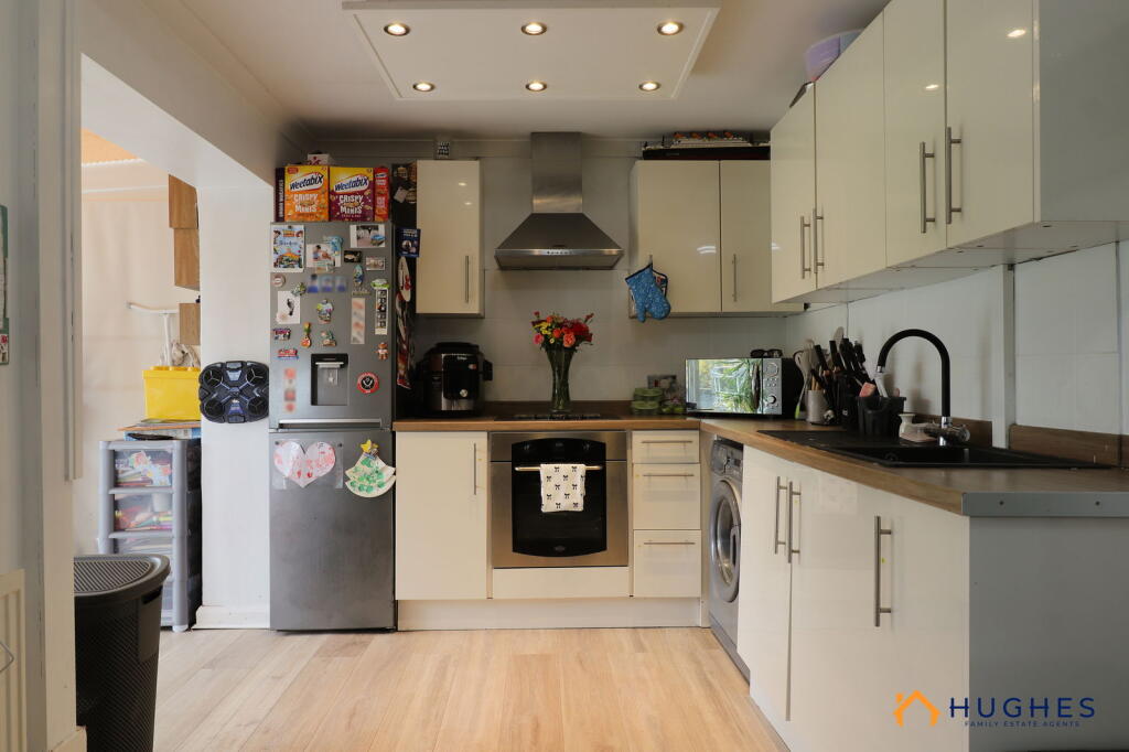Yew Lane, Ecclesfield, Sheffield photo 4