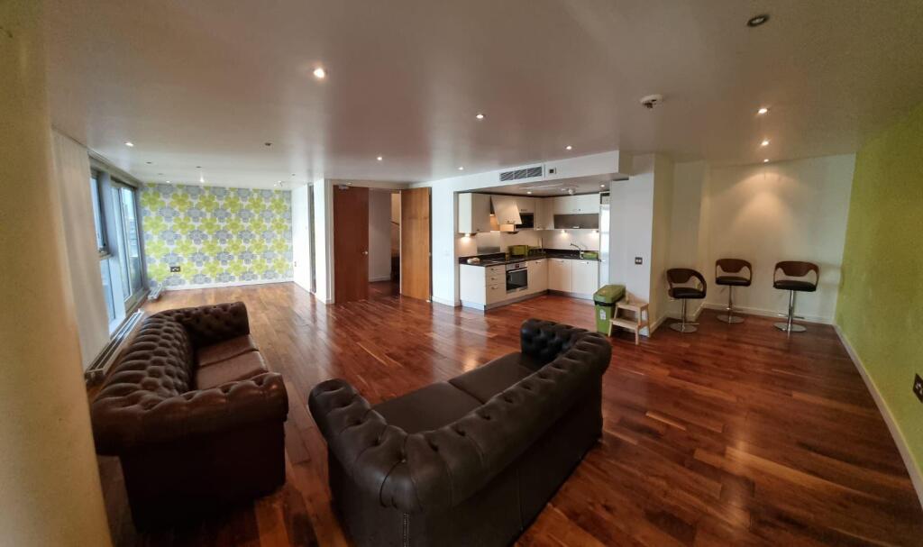 Main image of property: The Edge, Clowes Street, M3 5NG