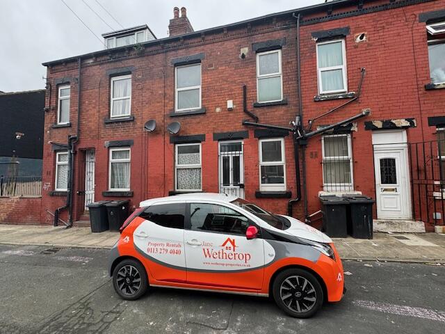 Main image of property: Glensdale Grove, Leeds, West Yorkshire, LS9