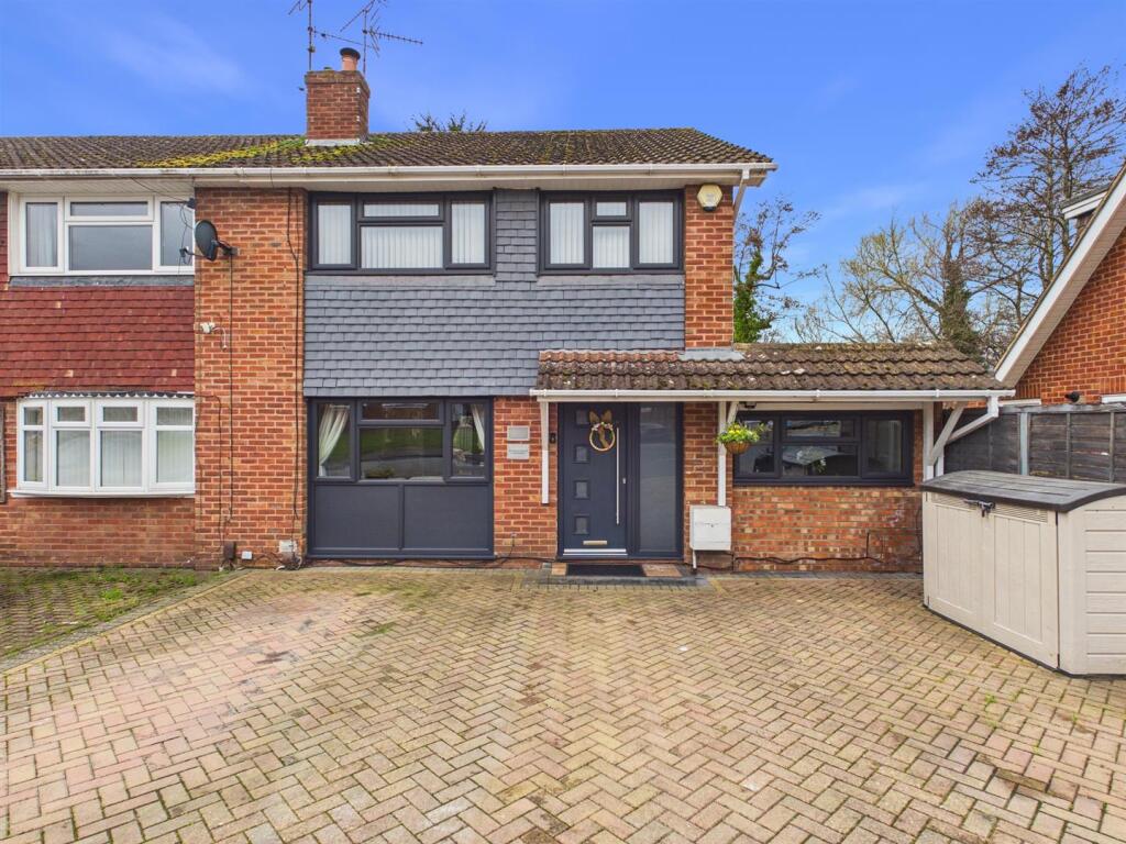 4-bed semi-detached on Bodiam Avenue, Tuffley, Gloucester, £375,000