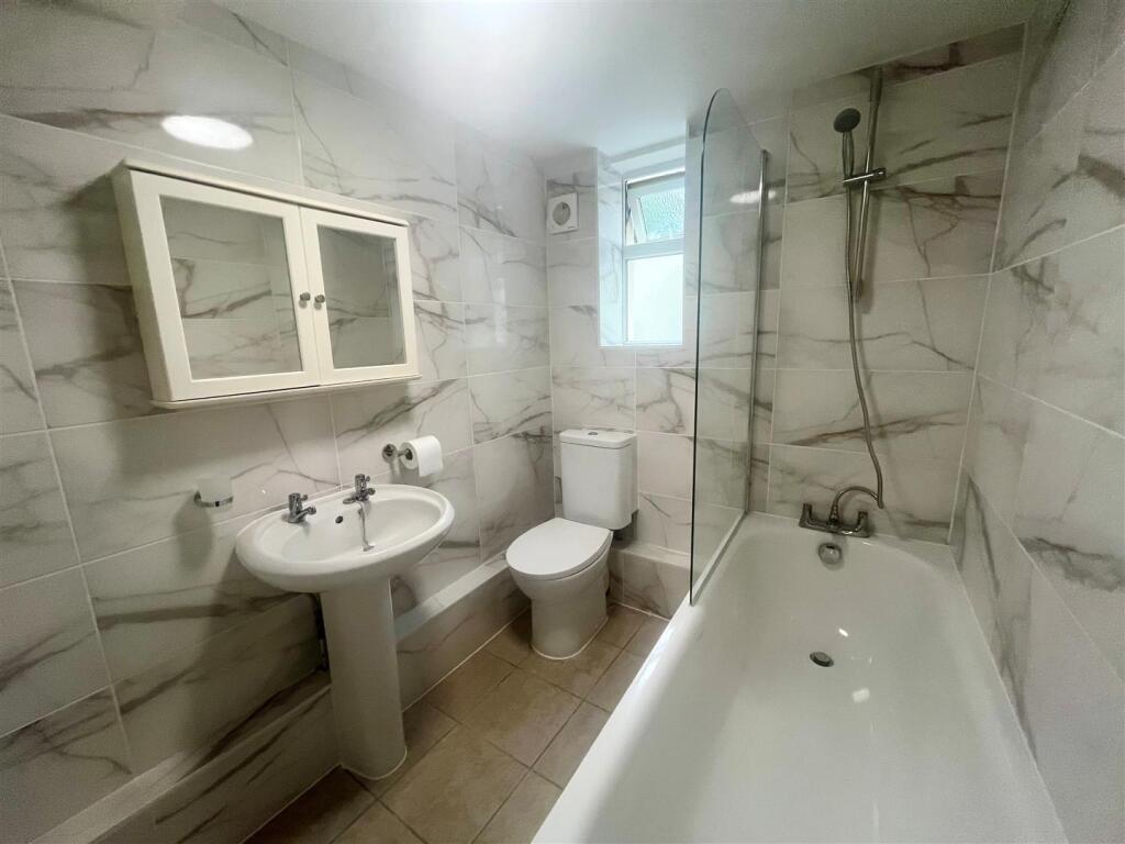 House in Tonbridge - View 5
