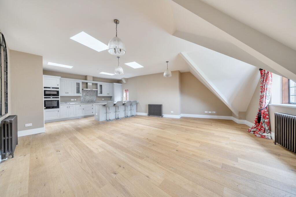 Main image of property: Kings Drive, Midhurst, GU29