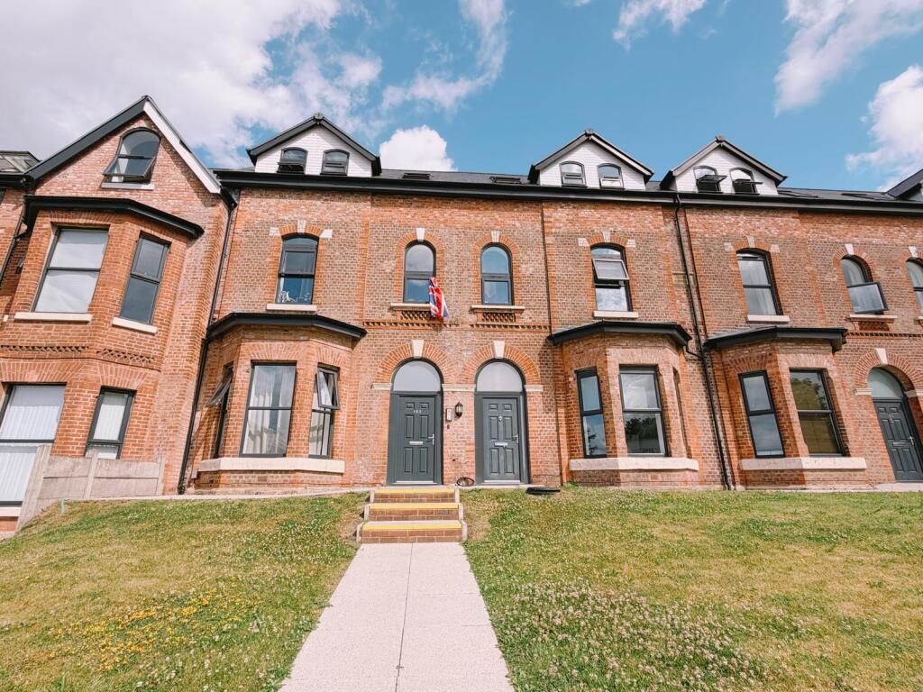 Main image of property: Apartment 4, Queens Terrace, Great Cheetham Street West, Salford, Greater Manchester