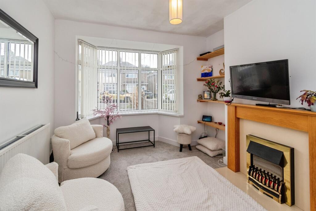 House in Wolverhampton, Low Hill - View 3