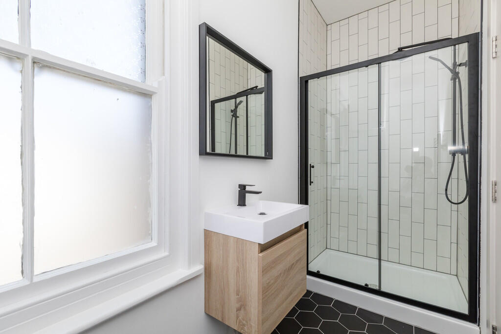 Apartment in Brighton - View 5