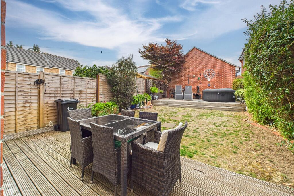 Deardon Way, Shinfield, Reading, Berkshire, RG2 photo 5