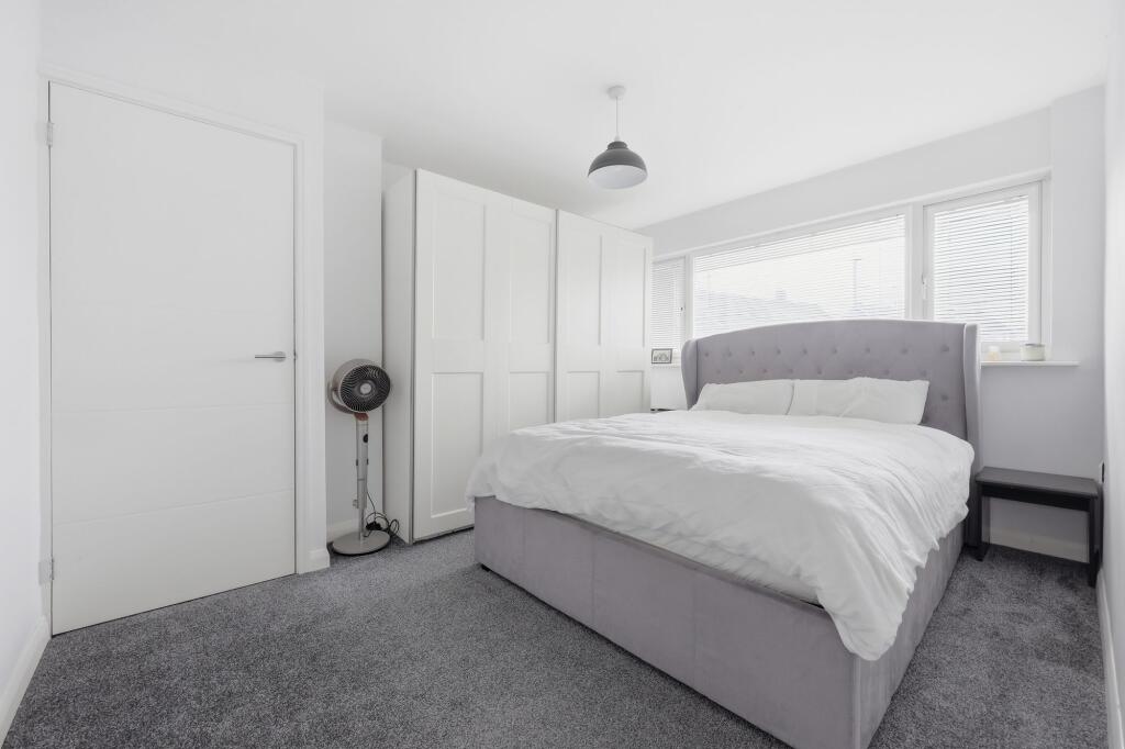 Malwood Drive, Benfleet, SS7 - View 6