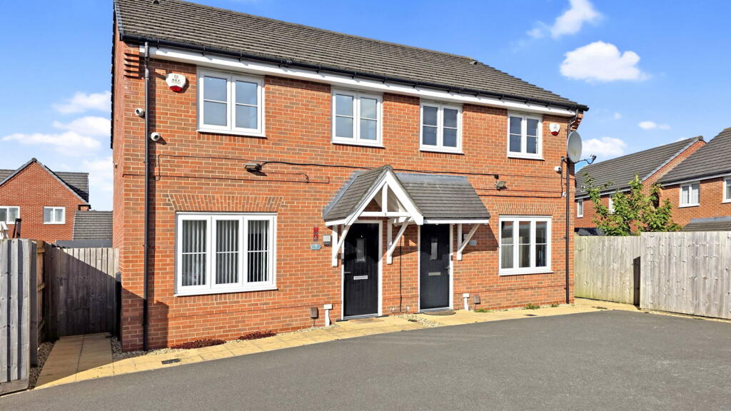 3-bed terraced on Stretton Close, Walkden M28 3YD, £285,000