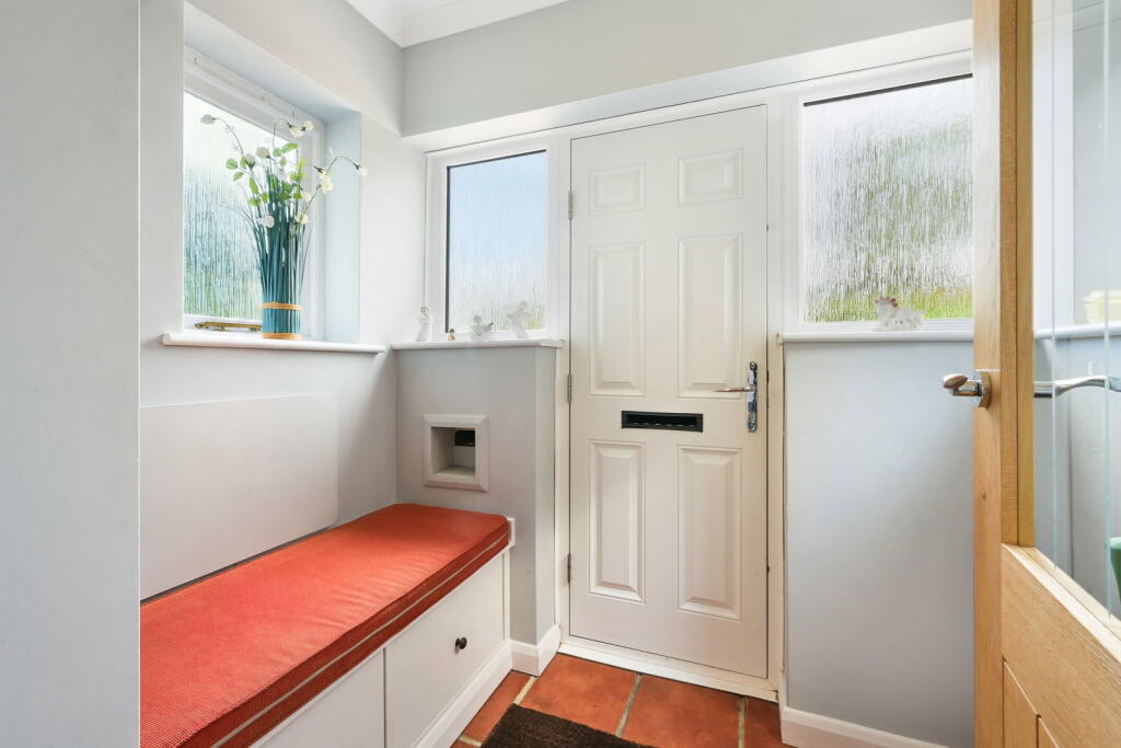 House in Redhill - View 4