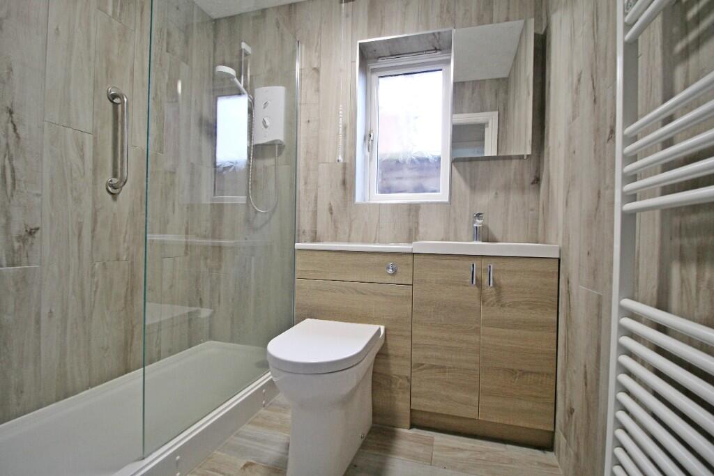 Courtfields, Market Deeping, PE6 photo 4