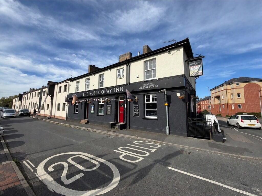 Main image of property: Rolle Quay Inn, Rolle Quay, Barnstaple, Devon, EX31 1JE