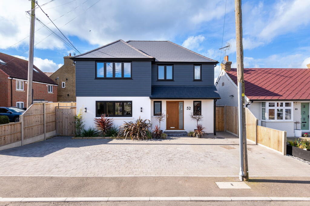 Main image of property: Parsonage Chase, Sheerness , Kent, ME12 3JX