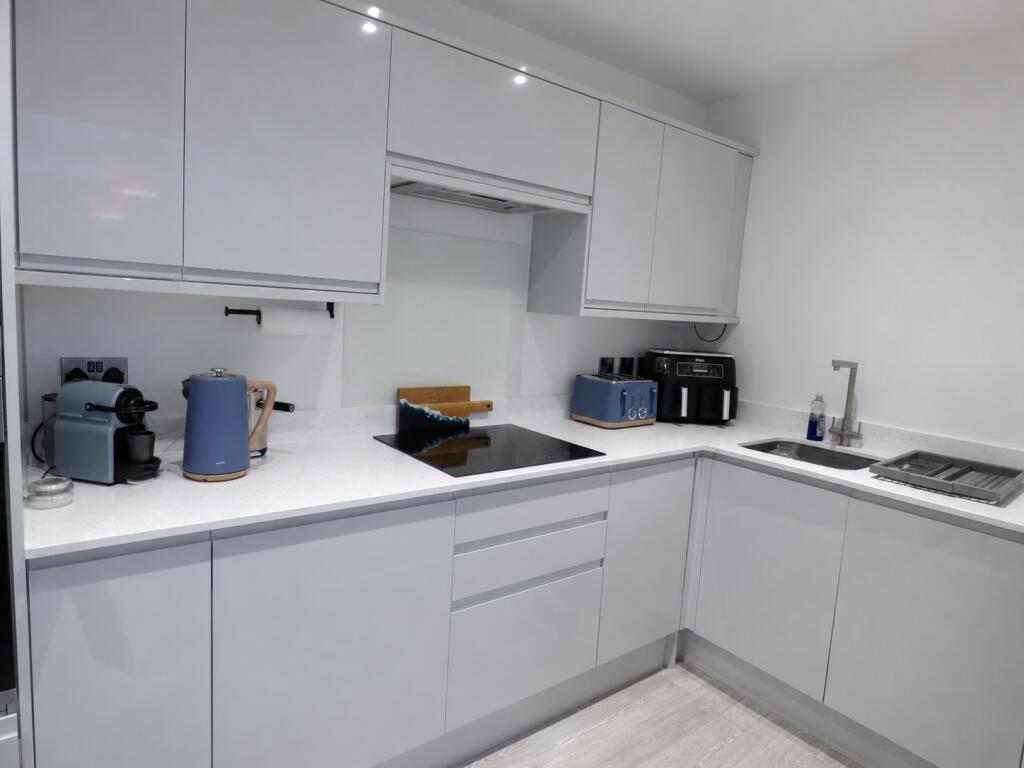 Apartment in Leicester - More