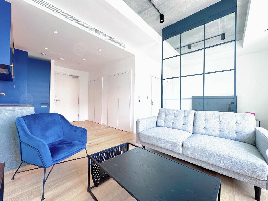 Studio flat for rent