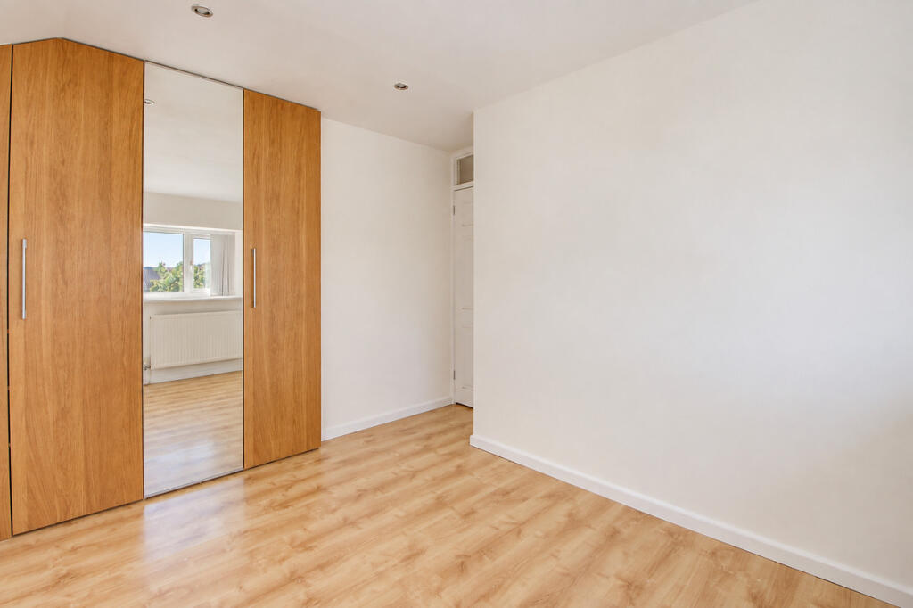 House in Milton Keynes - View 4