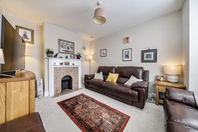 Northcroft Lane, Newbury - View 4