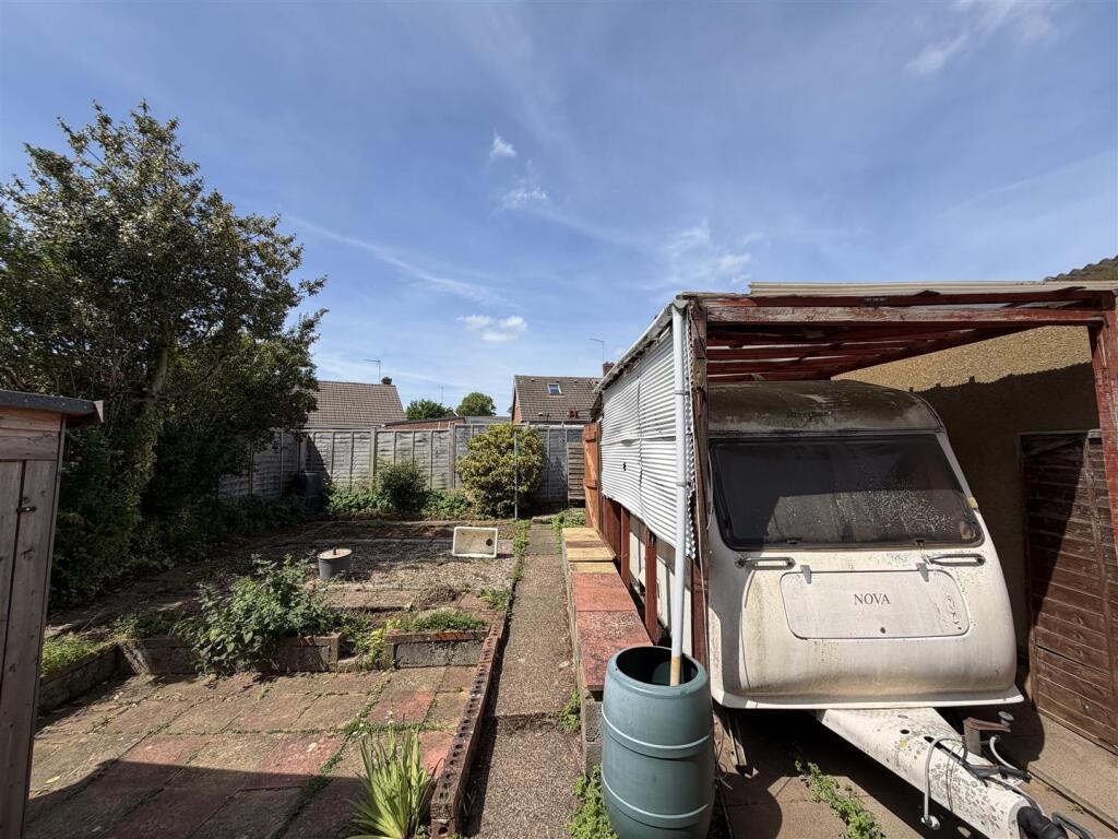 House in Kettering, Avondale - View 4
