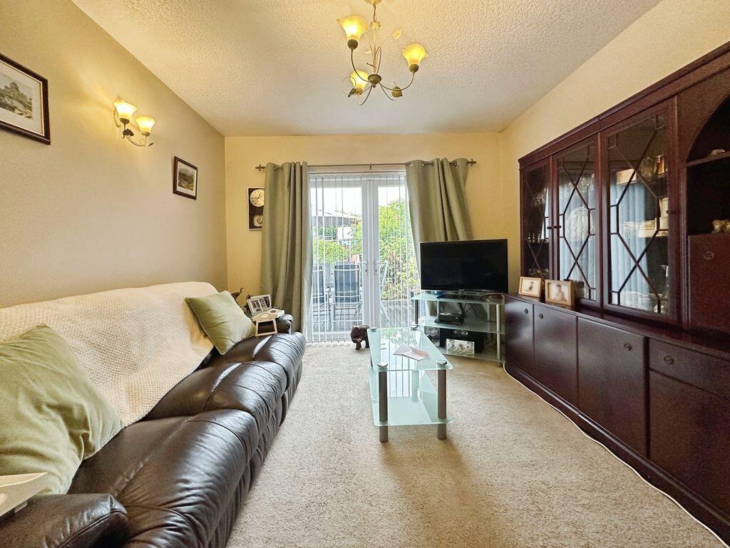 Milbourne Road, Bury photo 4