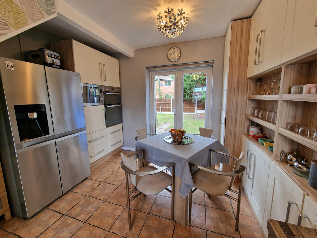 Springs Lane, Stalybridge photo 4