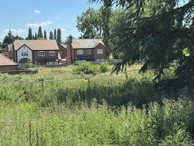 Main image of property: Hillersdon Chase, MK17