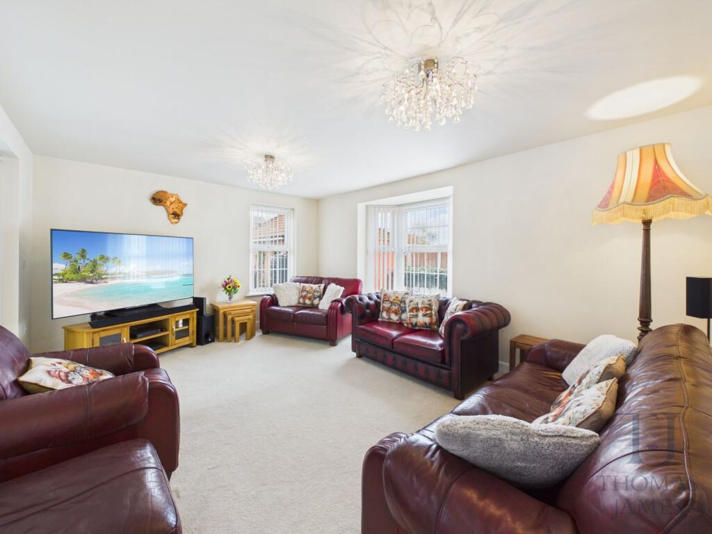 Poppy Close, Cotgrave, NG12 photo 2