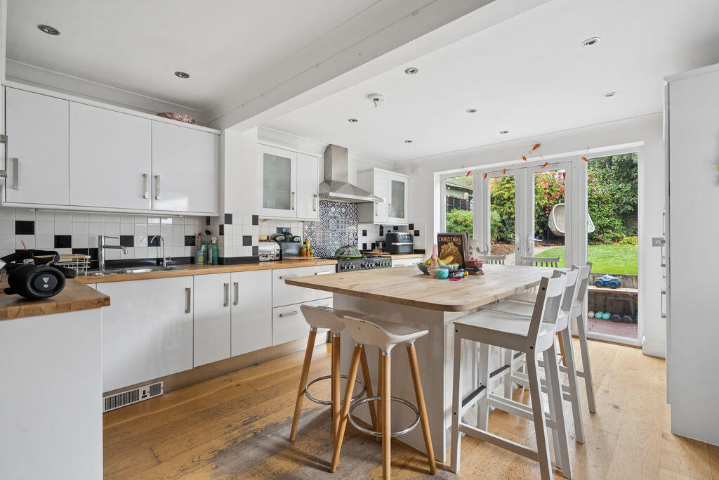 House in Marlow, Buckinghamshire - View 3