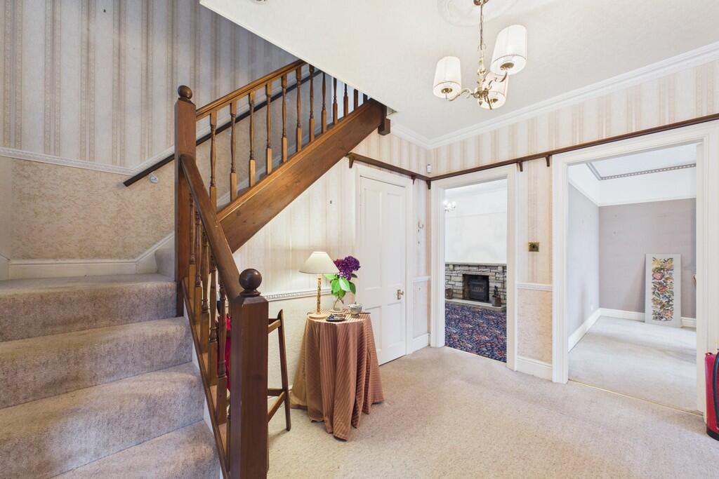 House in Keswick, Chestnut Hill - More
