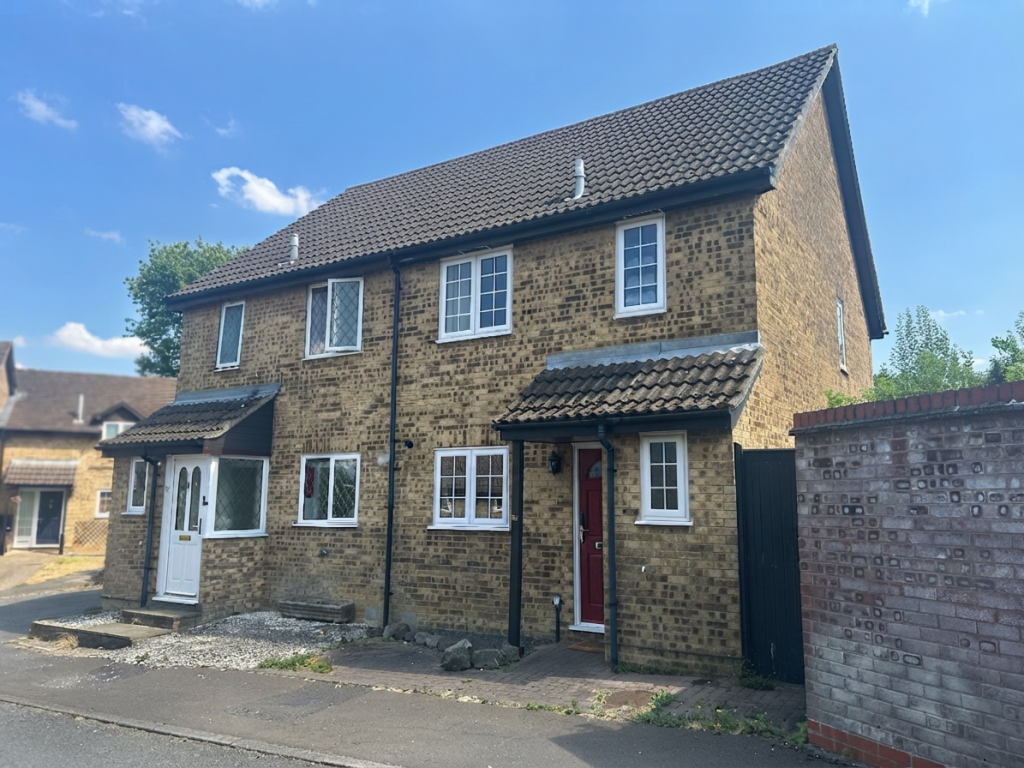 Main image of property: Paterson Close, Basingstoke RG22 4NX
