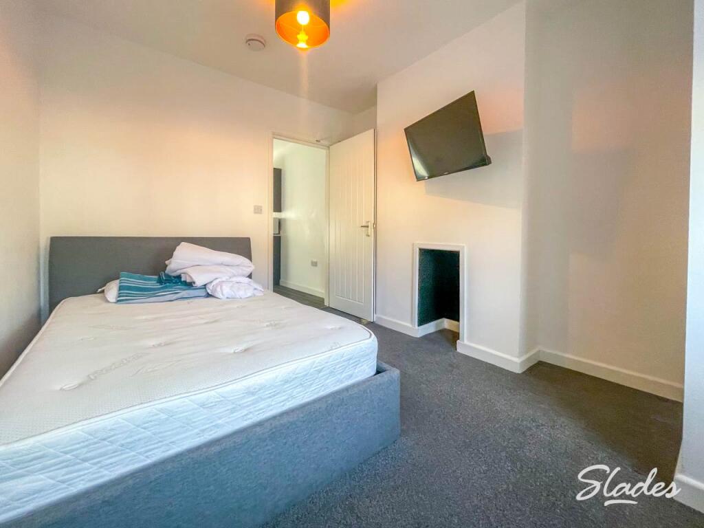 Apartment in Bournemouth - More