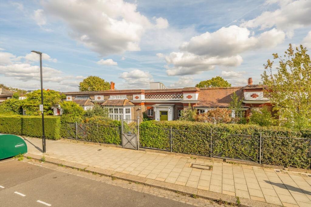 House in London - View 2