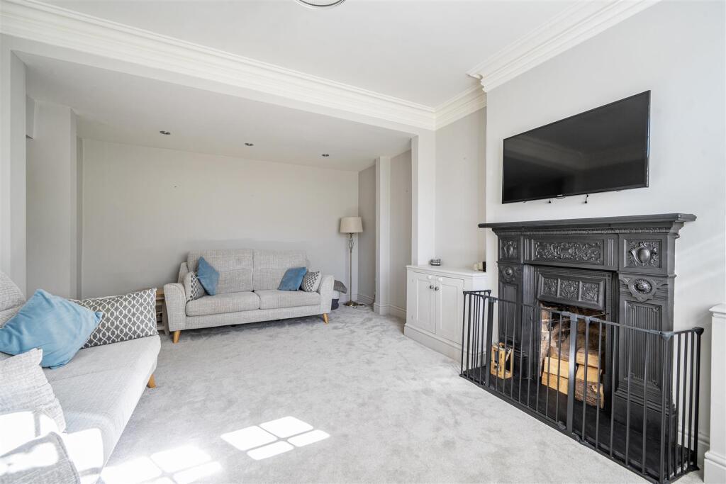 Additional image 7 of Widney Manor Road, Solihull