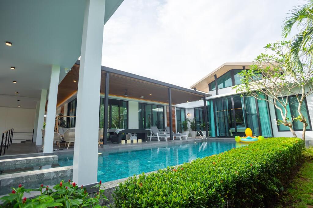 Main image of property: Phuket, Naiharn