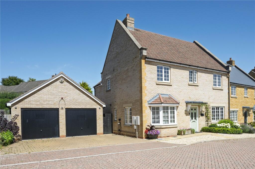 Main image of property: Howes Lane, Chipping Norton, Oxfordshire, OX7