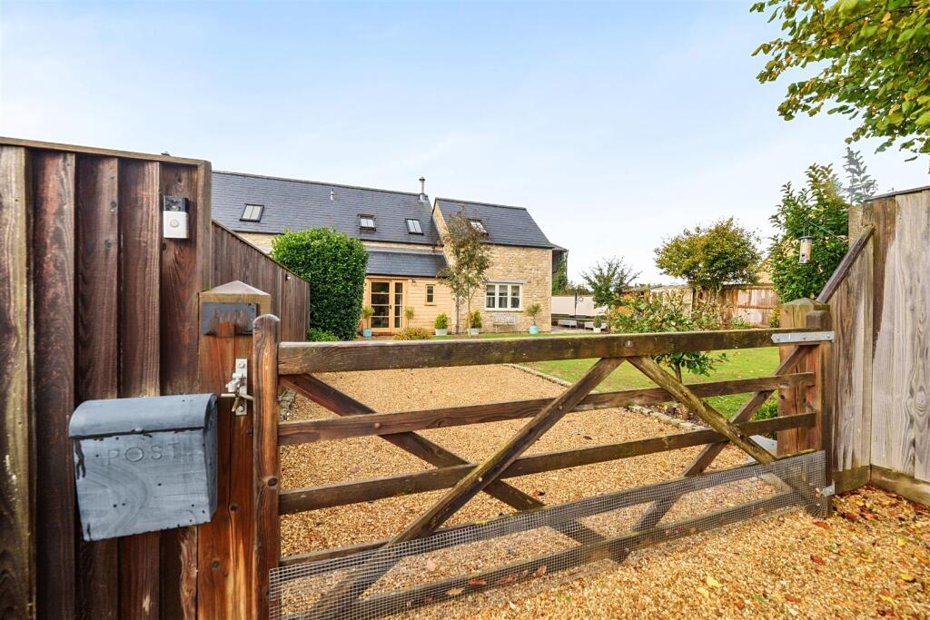 Main Road, Christian Malford, Chippenham