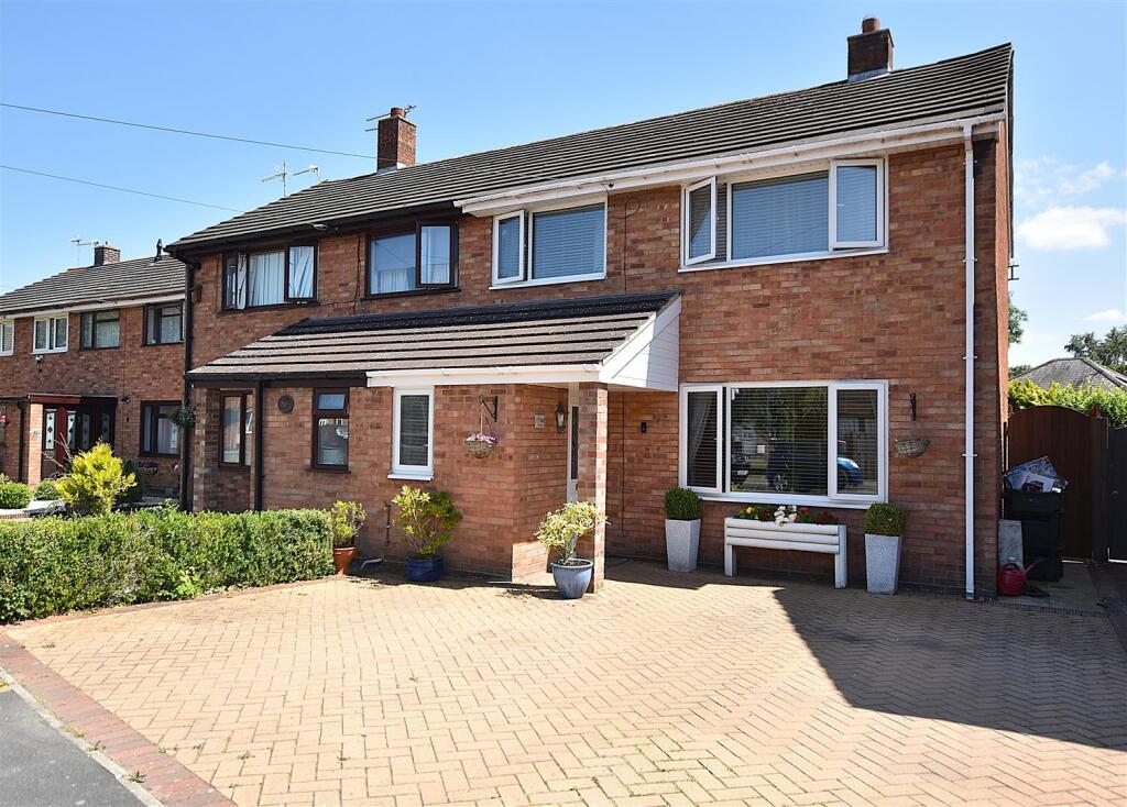 Main image of property: Parkside, Overton, Wrexham