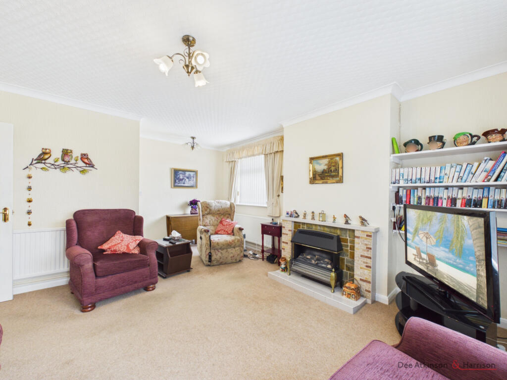 House in Hull - More