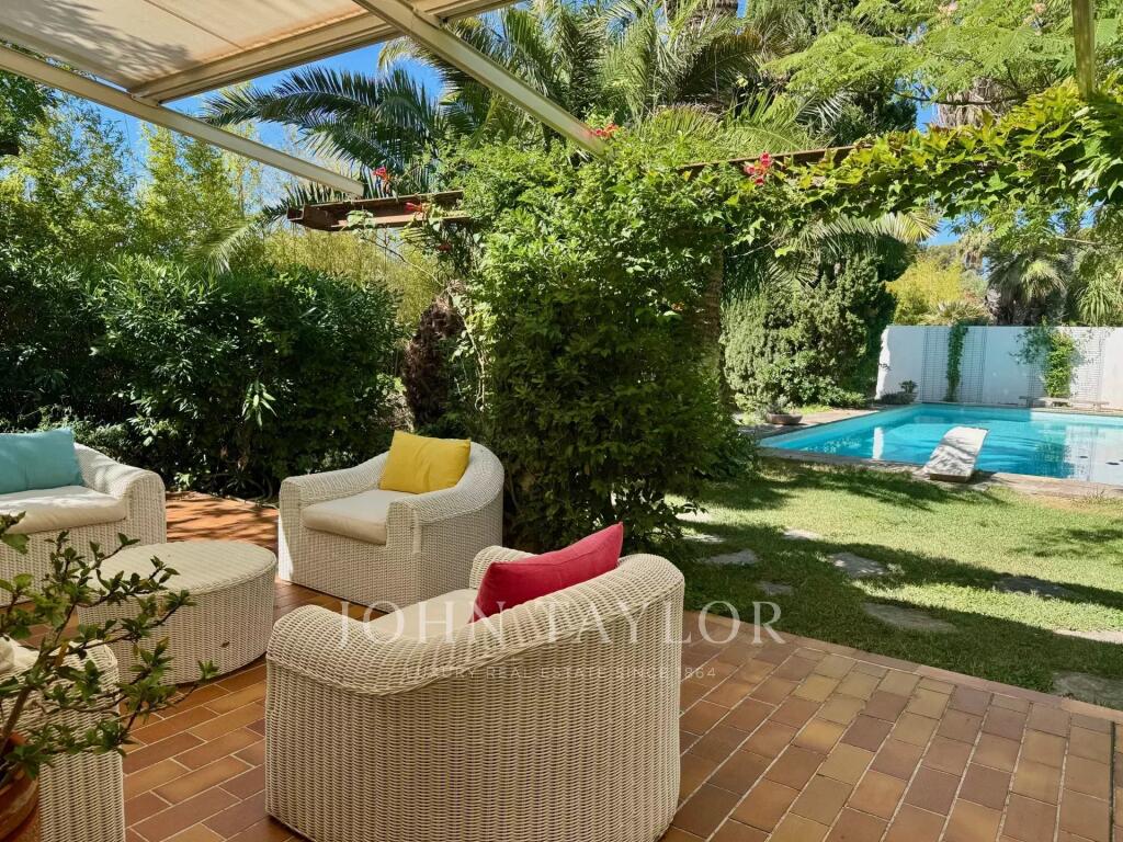 Main image of property: Provence-Alps-Cote d`Azur, Bouches-du-Rhône, La Ciotat